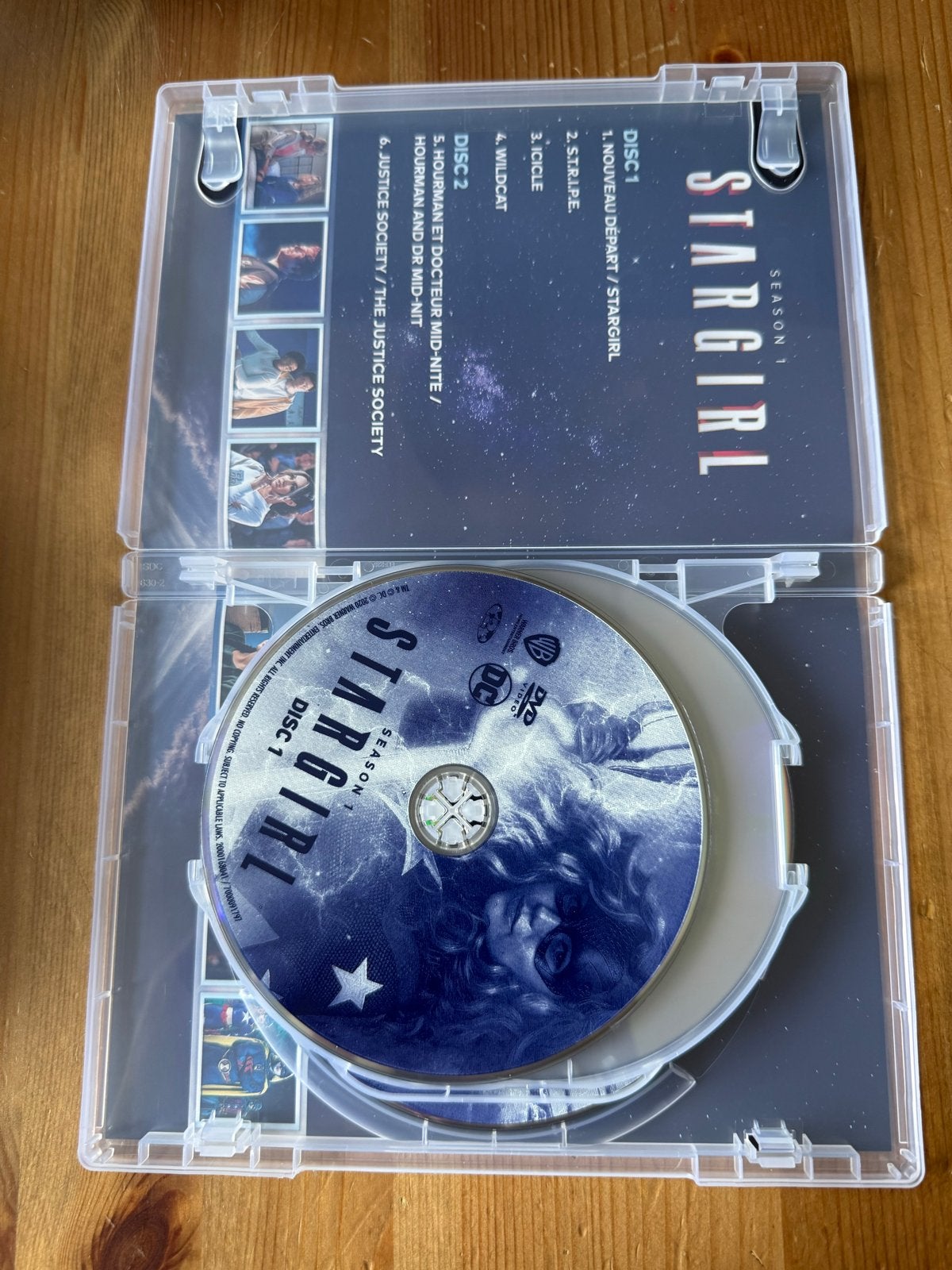 Stargirl complete seizoen 1 DVD - DC Comics Serie NLO ZGAN, Engels, Vanaf 16 jaar, Seizoen 1, Verzenden