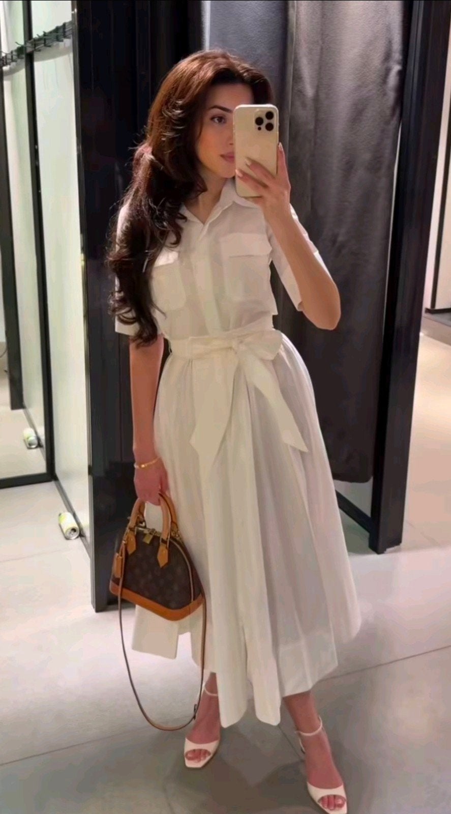 Zara Witte Midi Jurk met Ceintuur - Nieuw met prijskaartje, Kleding | Dames, Maat 38/40 (M), Verzenden, Nieuw, Onder de knie