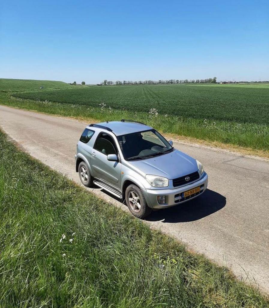 Toyota Rav4 2.0 I 3D 4WD 2001 Grijs, Auto's, 1998 cc, 1195 kg, 4 cilinders, 150 pk