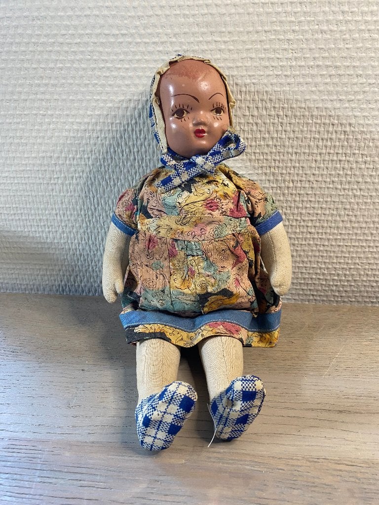 Antieke karakter pop met stoffen lijfje – Jaren 20/30 (29 cm, Verzamelen, Poppen, Ophalen of Verzenden, Gebruikt, Pop
