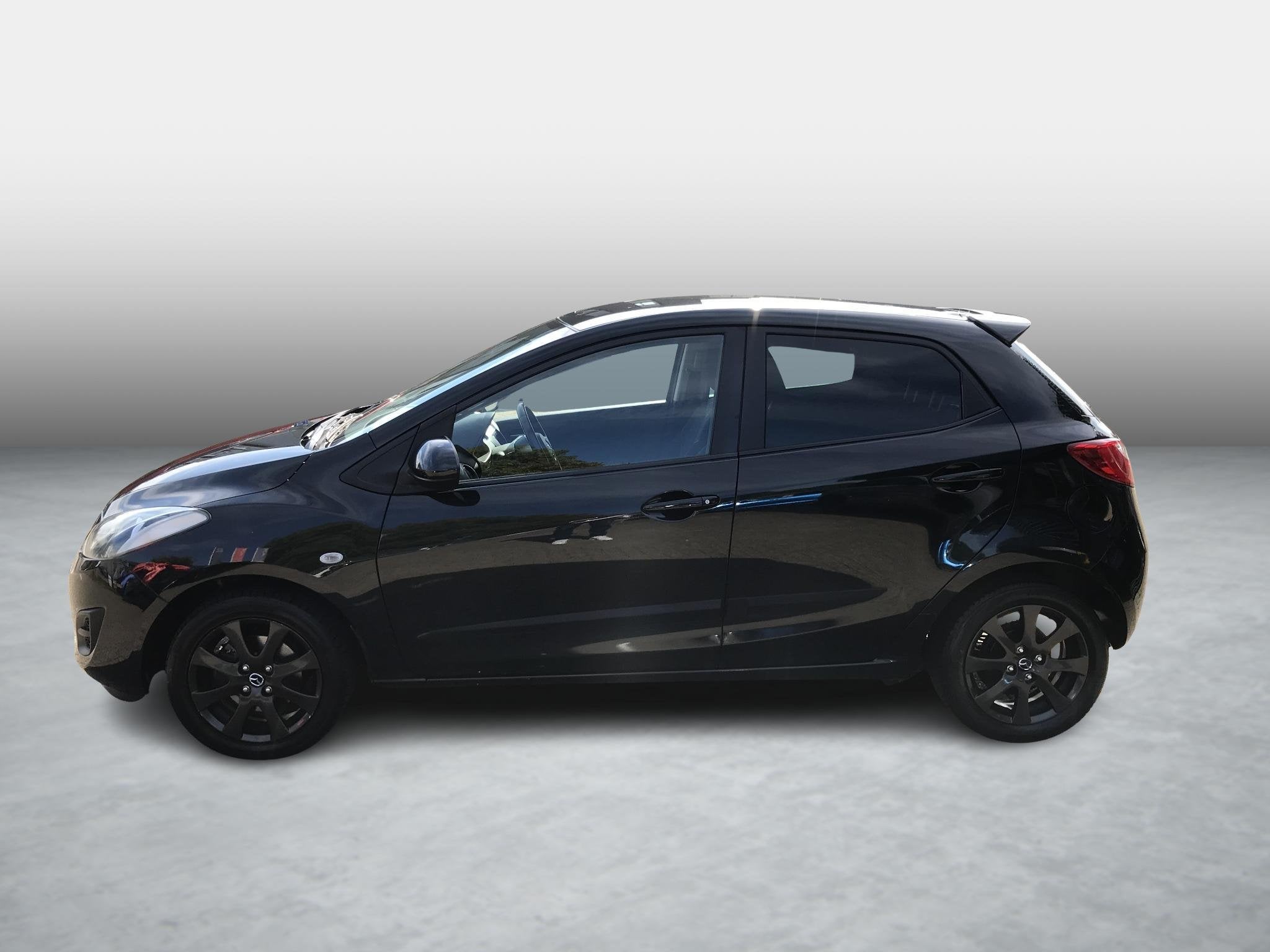 Mazda 2 1.3 Color Edition , Trekaak, Airco, Navi, 15 Inch LM, Voorwielaandrijving, Stof, Gebruikt, 4 cilinders
