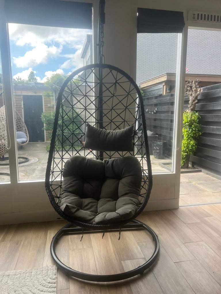 Superleuke hangstoel Egg chair, Huis en Inrichting, Stoelen, Ophalen, Zwart, Eén