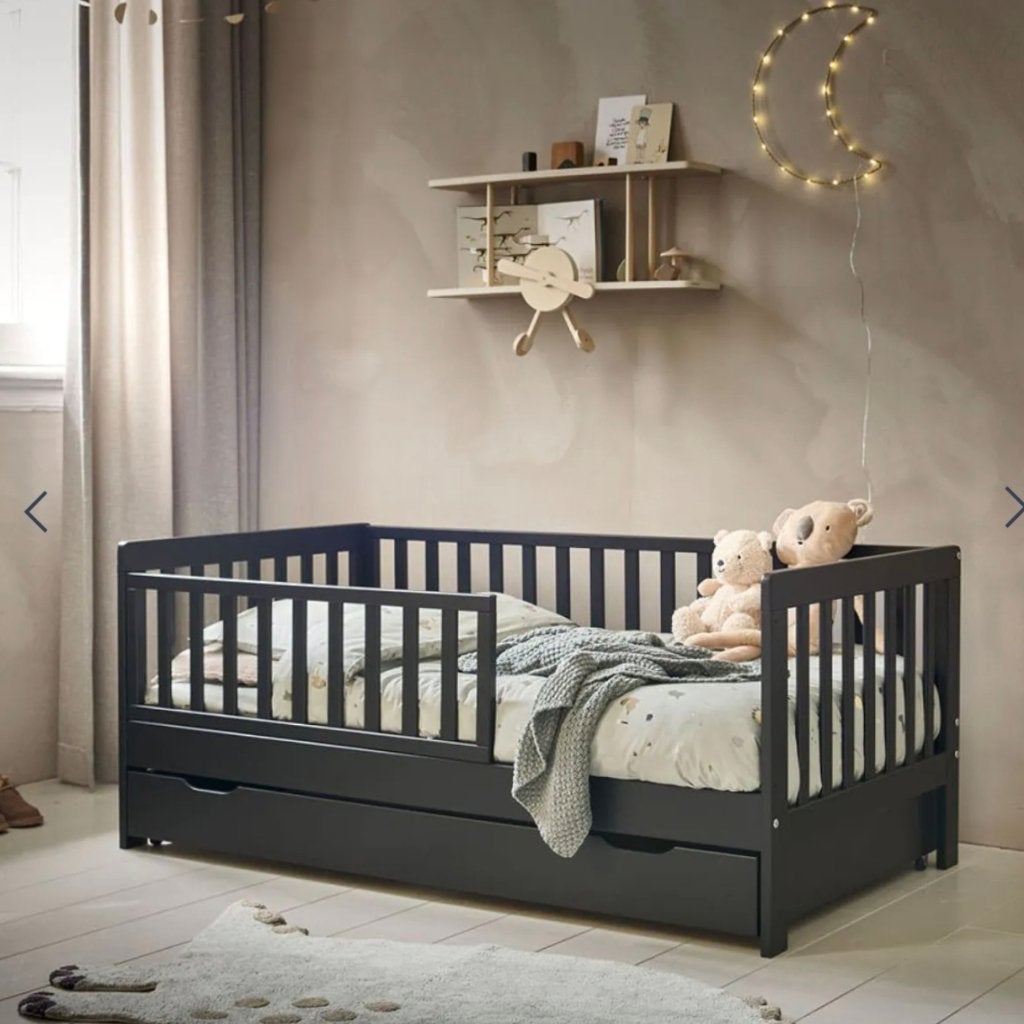 Petite Amelie peuterbed inclusief kledingkast, Kinderen en Baby's, 70 tot 85 cm, 140 tot 160 cm, Zo goed als nieuw, Ophalen