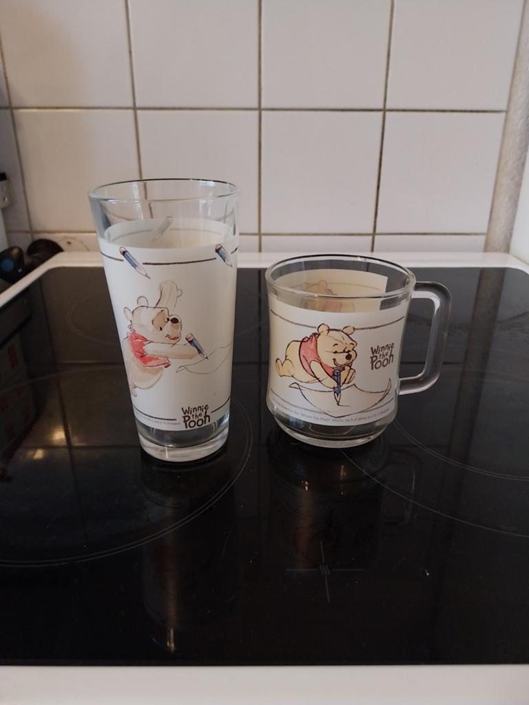 Winnie the Pooh glas en mok, Ophalen of Verzenden, Zo goed als nieuw, Meerkleurig, Overige merken