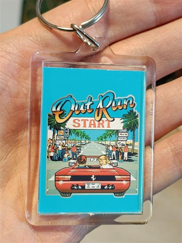 SEGA OUTRUN Out run Videogame Sleutelhanger, Verzenden, Nieuw, Overige typen