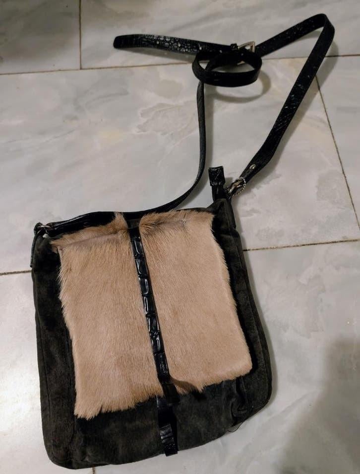 Schoudertasje van suède en paardenhaar, Verzenden, Zo goed als nieuw, Zwart, Schoudertasje
