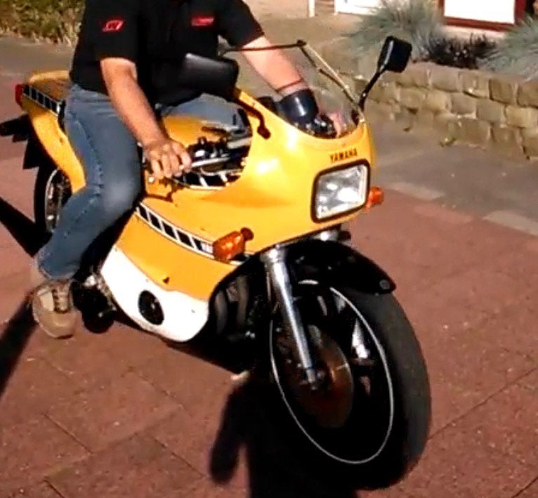 Yamaha RD400 1977 - Gerestaureerd “Restomod”, Ophalen