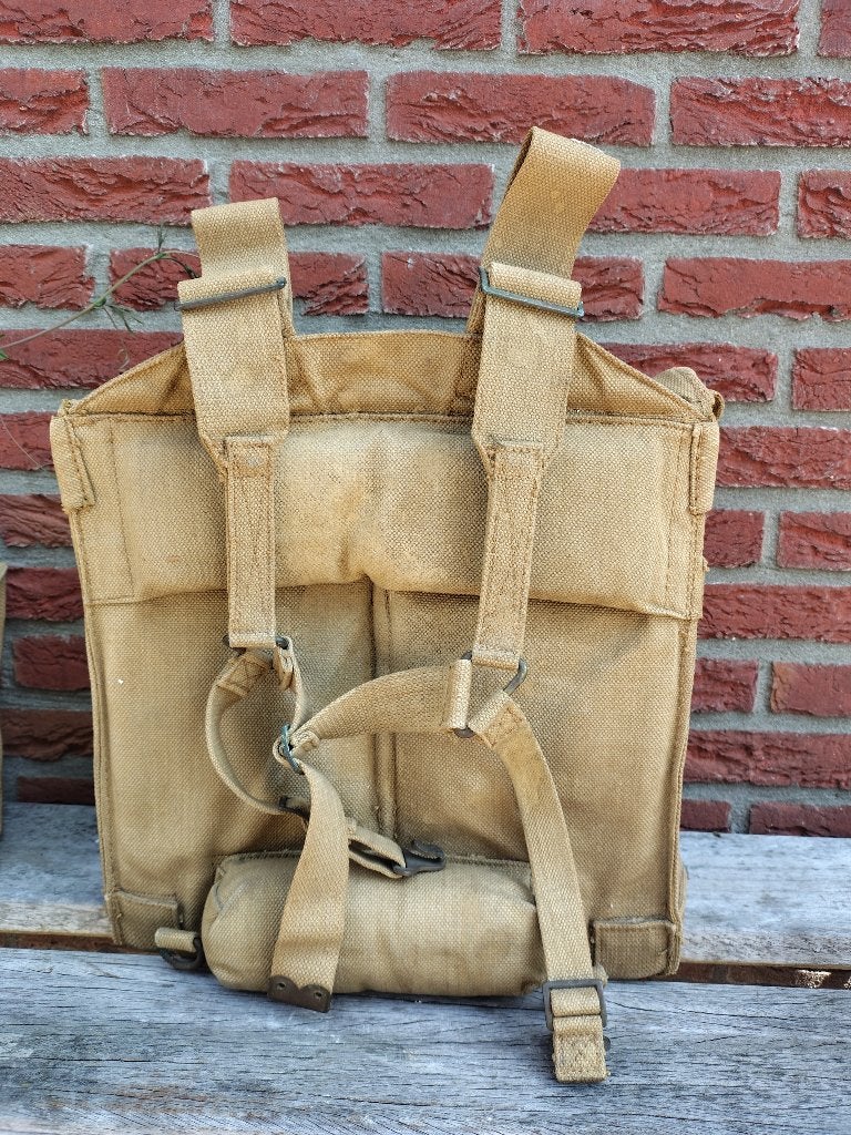 Britse webbing rugzak 1943 WW2 met basic pouch, Ophalen of Verzenden, Landmacht, Engeland, Overige typen
