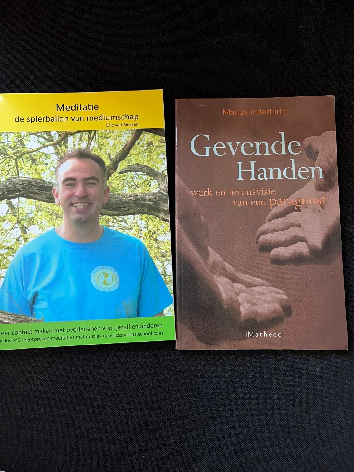 Meditatie & Gevende Handen: Spiritualiteit Boeken, Ophalen of Verzenden, Zo goed als nieuw, Spiritualiteit algemeen, Achtergrond en Informatie