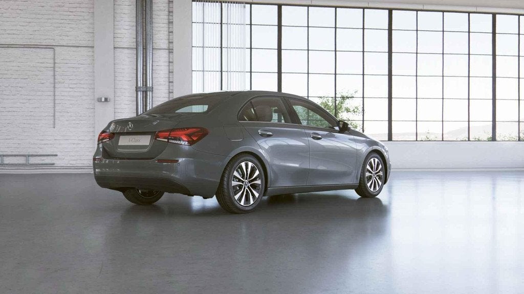 Mercedes-Benz A-klasse 250 e | Panoramadak | Sfeerverlichtin, Auto's, Mercedes-Benz, Gebruikt, 16 kWh, Leder en Stof, Bedrijf