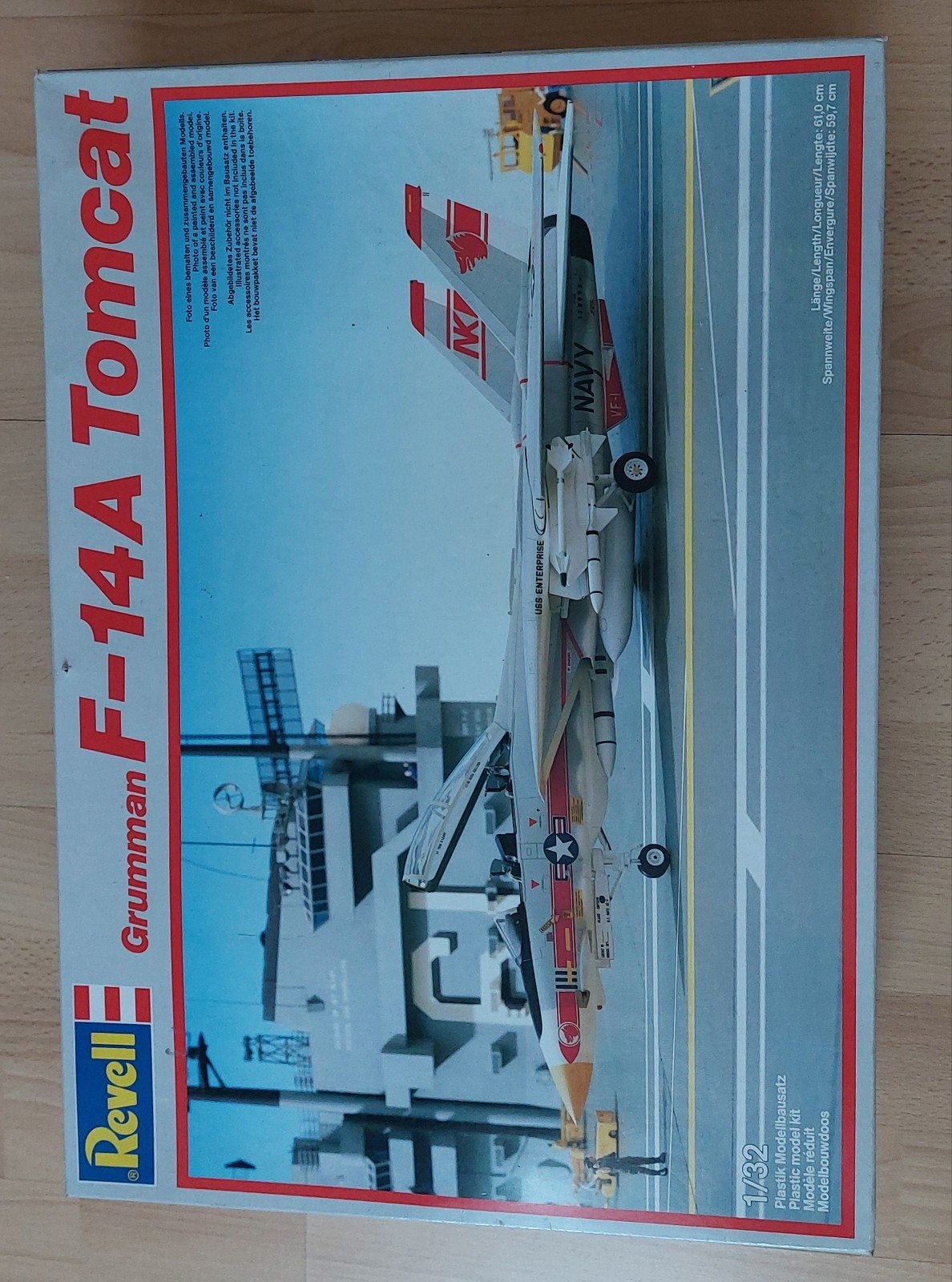 Groot Modelbouwpakket Revell F-14A Tomcat 1:32 - Compleet +, Ophalen, Zo goed als nieuw, Groter dan 1:72, Revell