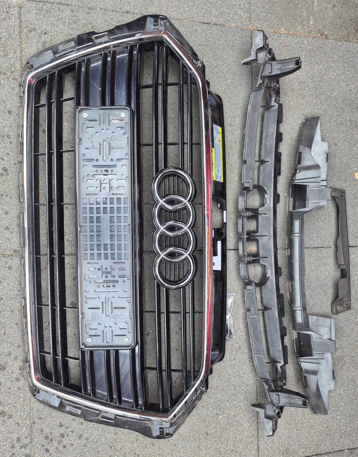 Originele diffuser, voorgrill en achterdemper Audi A3 Cabrio, Ophalen of Verzenden, Gebruikt, Achter, Audi