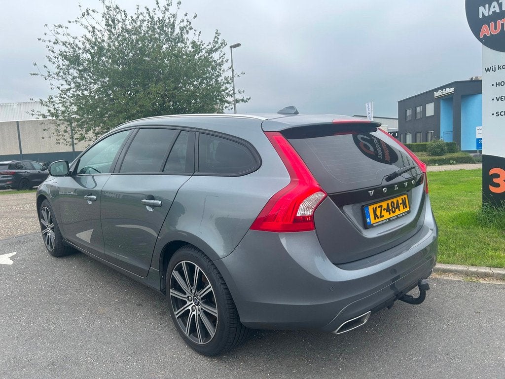 Volvo V60 | 2016 | 2.4 D5 Twin Engine Special Edition | Auto, Auto's, Volvo, Automaat, Euro 6, Vierwielaandrijving, 1880 kg