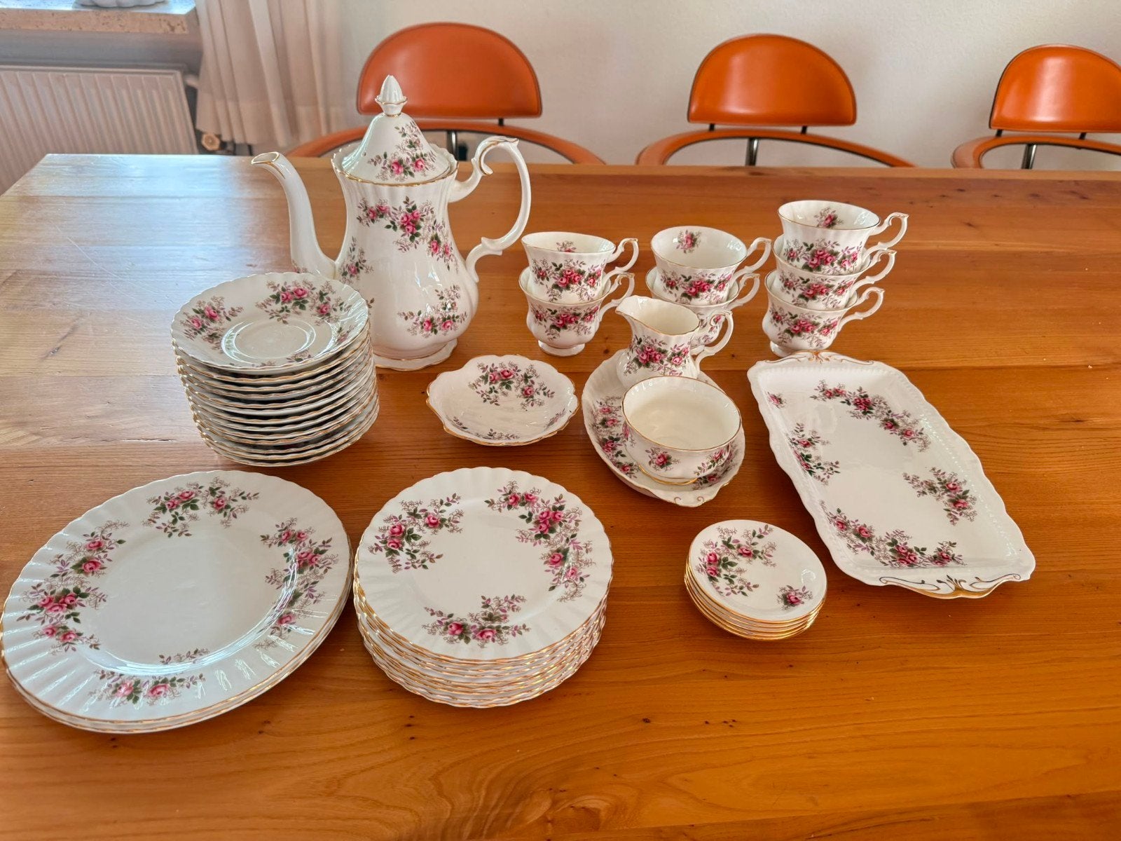 lavender rose royal albert porseleinen set, Ophalen, Klassiek, Zo goed als nieuw, Royal Albert