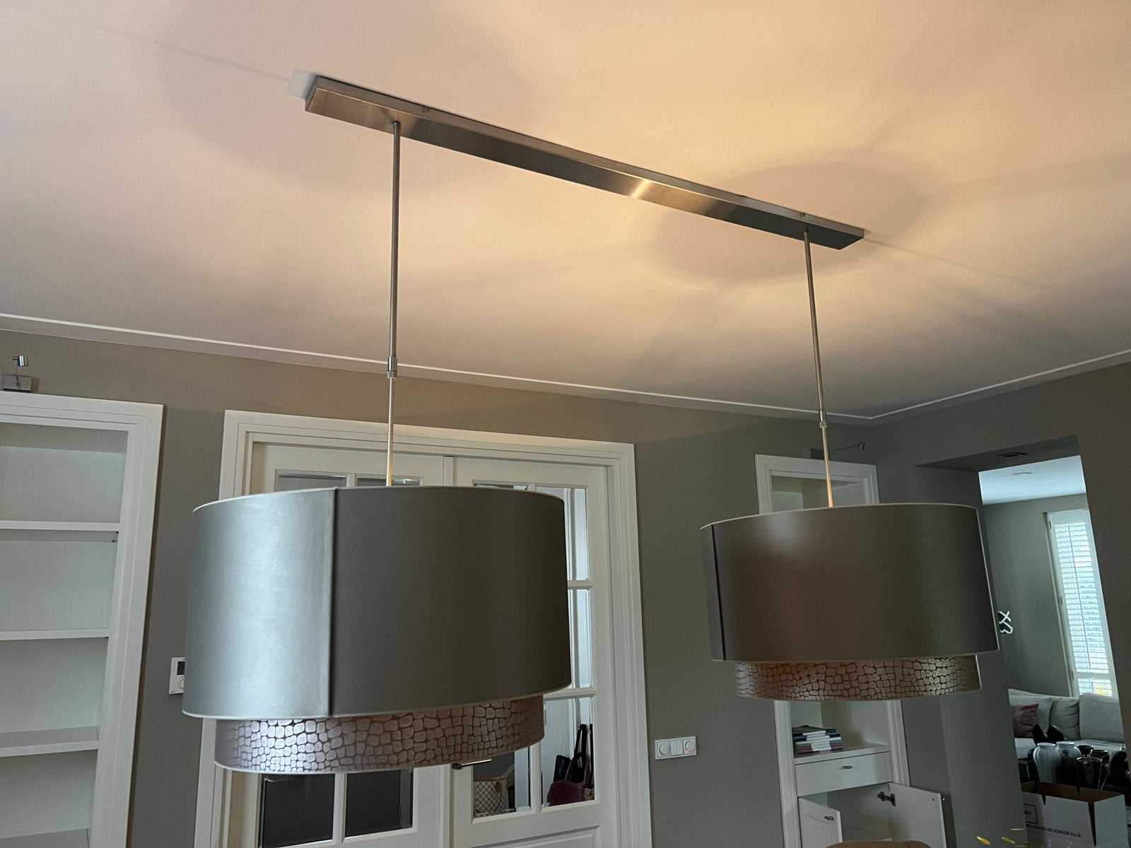 Moderne hanglampen set - taupe met croco-print, Ophalen, Chique/stijlvol, Zo goed als nieuw, 75 cm of meer