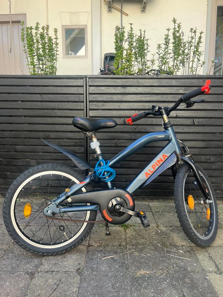 Alpina 18 inch Jongensfiets, Ophalen of Verzenden, Zo goed als nieuw, 18 inch
