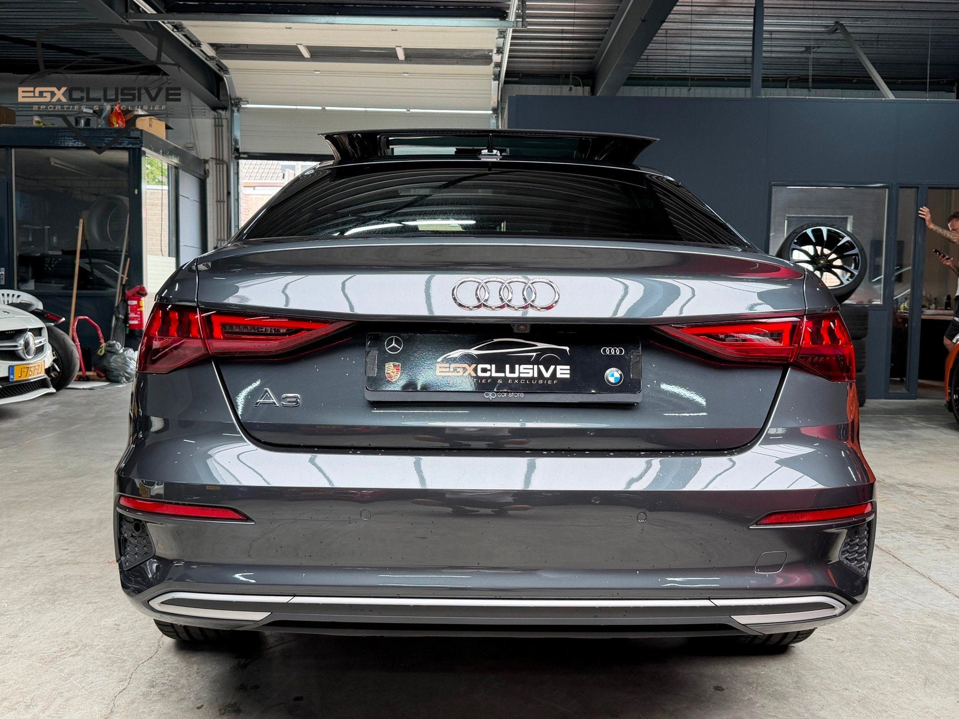 Audi A3 Limousine 30 TFSI S edition S line Pano/Camera/Keyle, Auto's, Audi, Gebruikt, Automatische klimaatregeling, Leder en Stof