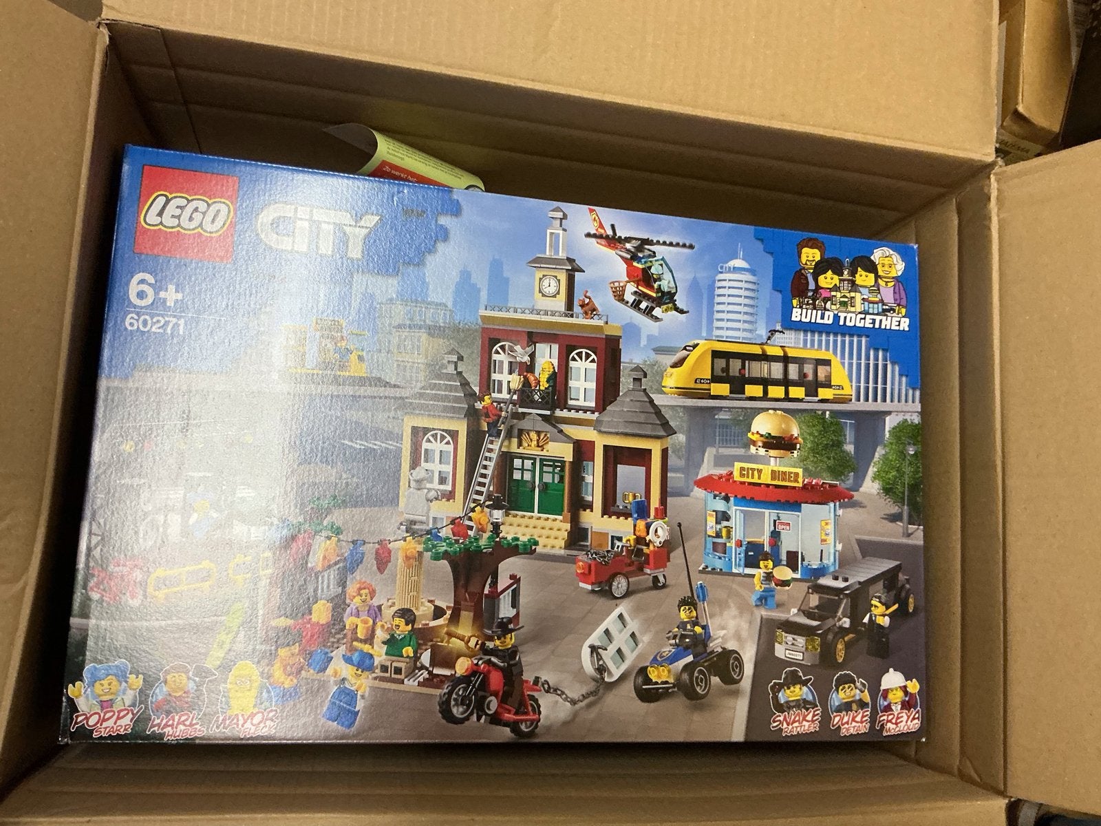 Nieuwe LEGO City Hoofdstraat 60271 - Ongeopend, Kinderen en Baby's, Speelgoed | Duplo en Lego, Ophalen, City, Lego, Nieuw
