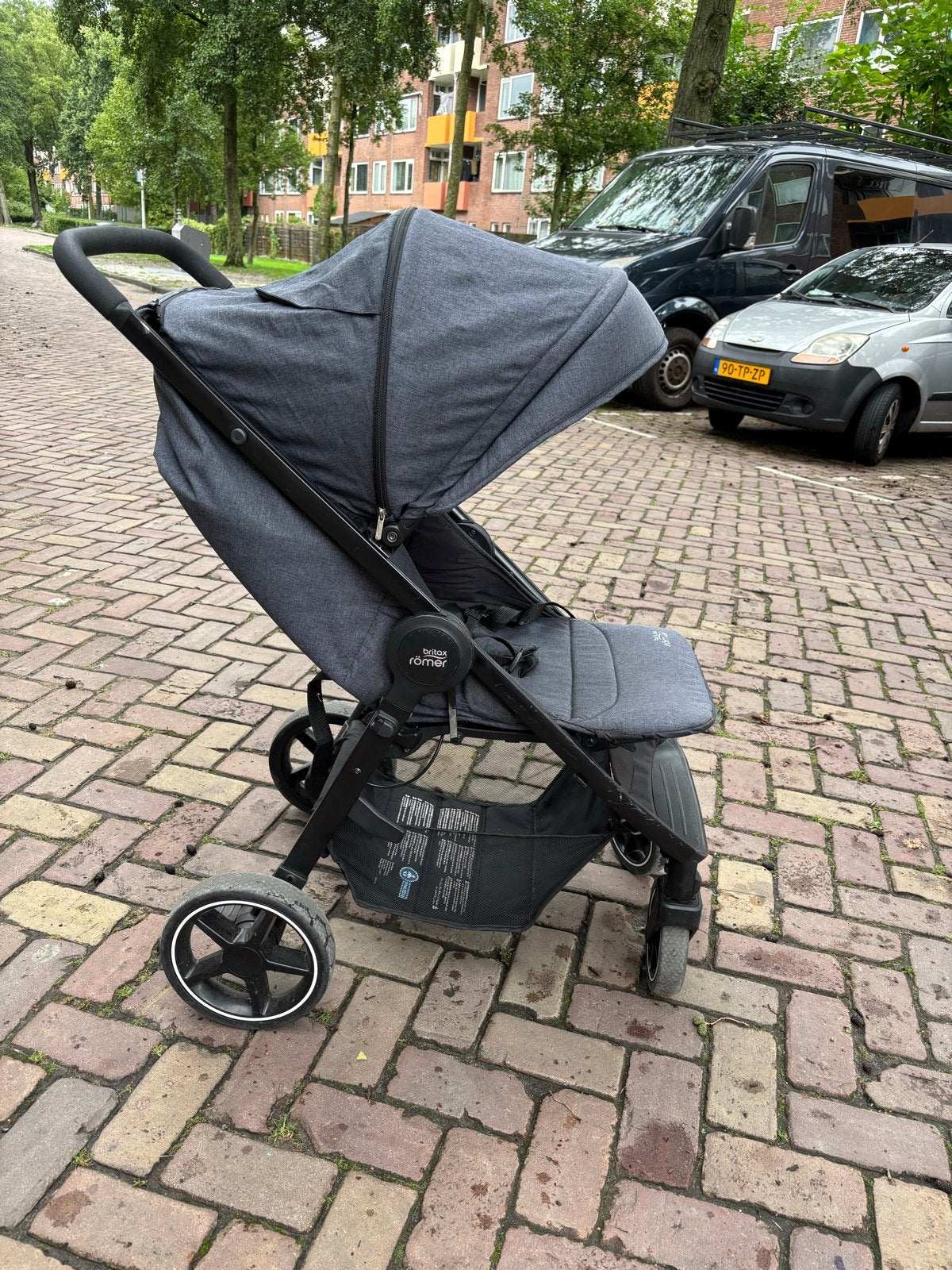 Britax Römer kinderwagen, grijs, zo goed als nieuw, Kinderen en Baby's, Kinderwagens en Combinaties, Ophalen of Verzenden, Zo goed als nieuw