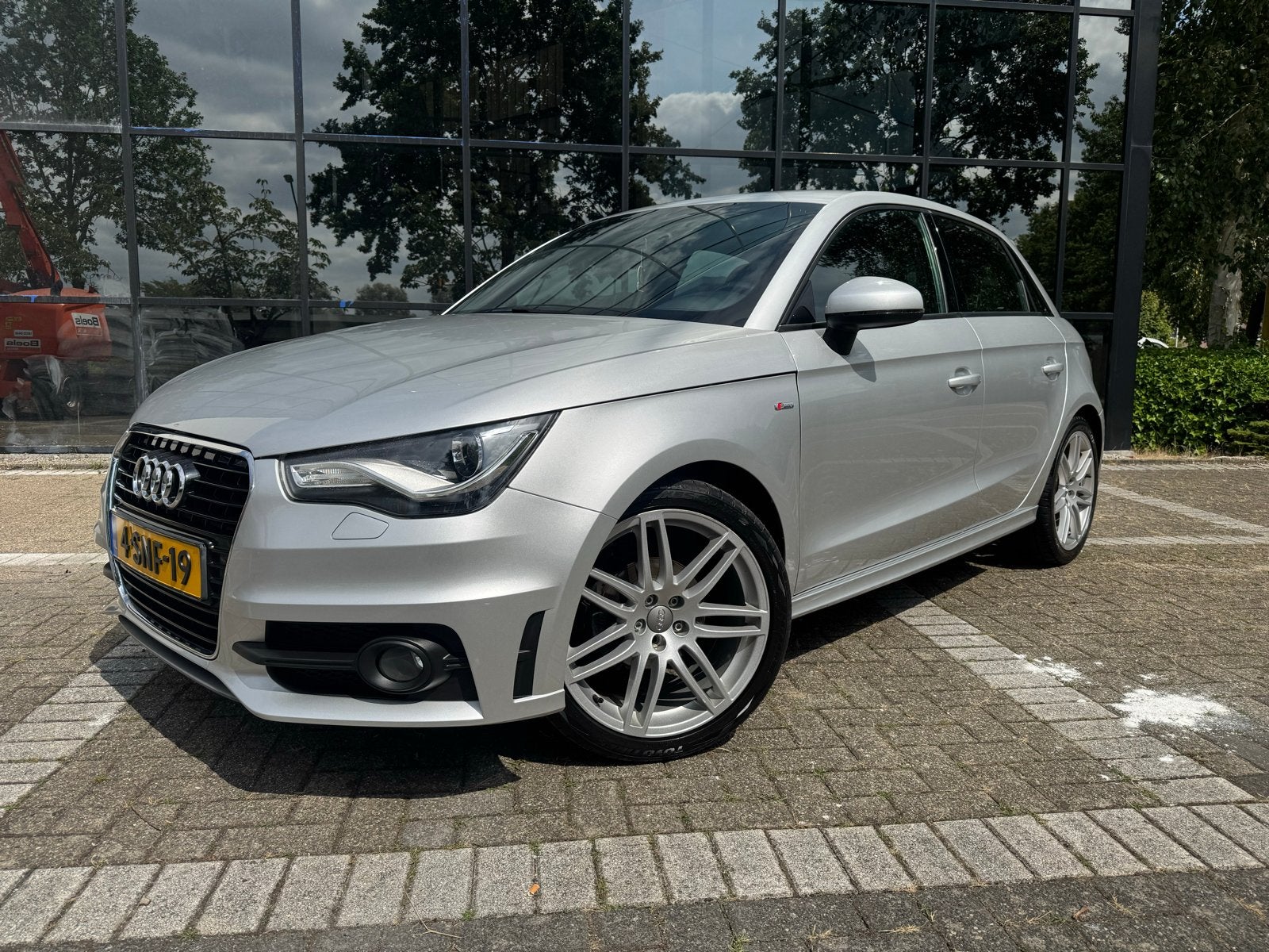 Audi A1 1.2 Tfsi 63KW SB 2014 Grijs, Auto's, Audi, Particulier, A1, Benzine, B, Hatchback, Handgeschakeld, Origineel Nederlands
