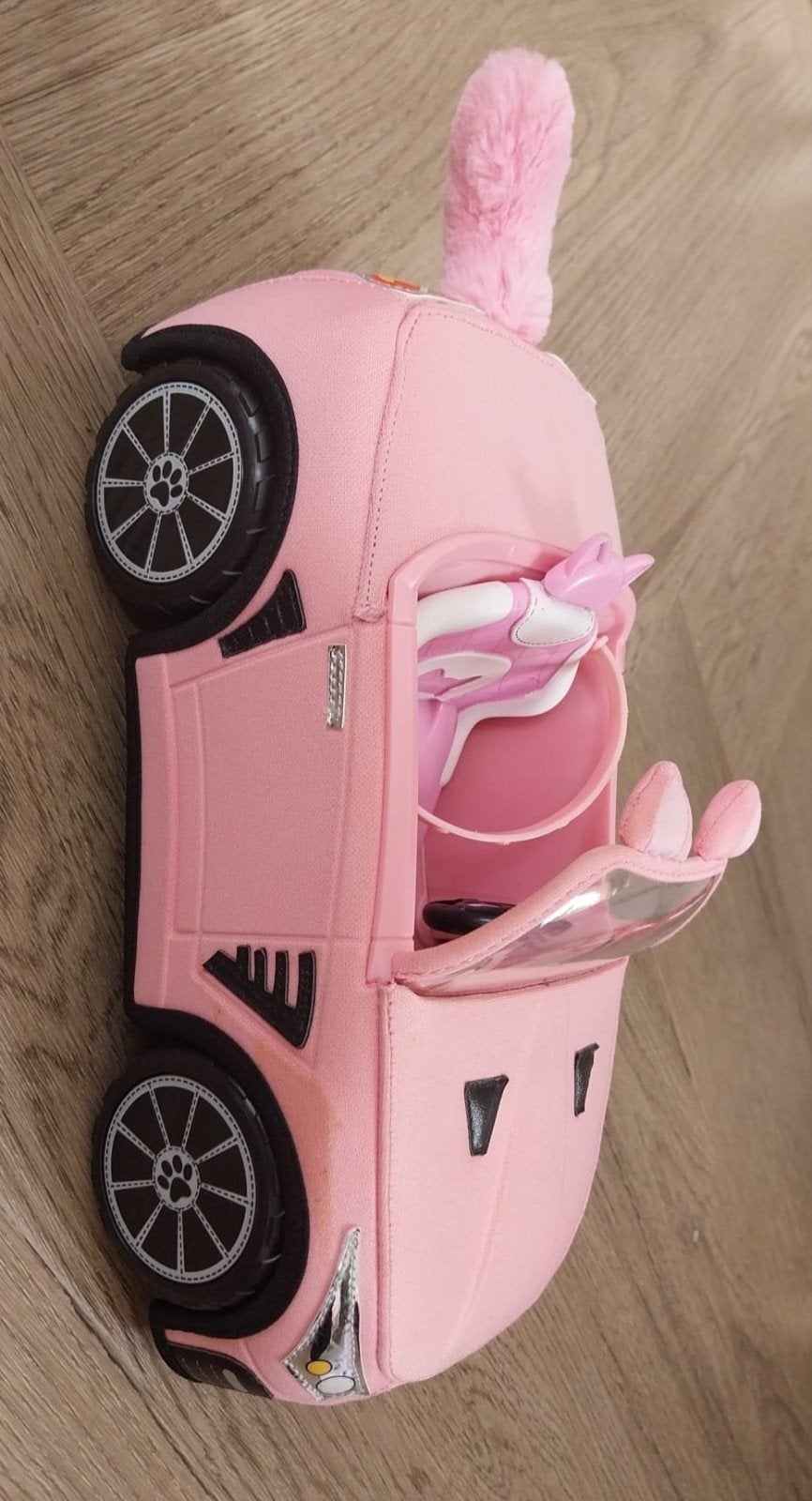 Roze Na! Na! Na! speelgoedauto met kattenoortjes en staart, Ophalen of Verzenden, Gebruikt