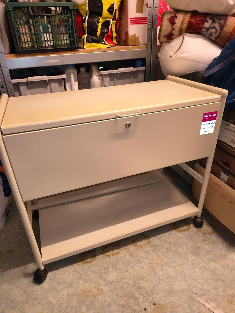te koop: vintage metalen verrijdbare archief of dossierkast, Ophalen, Gebruikt