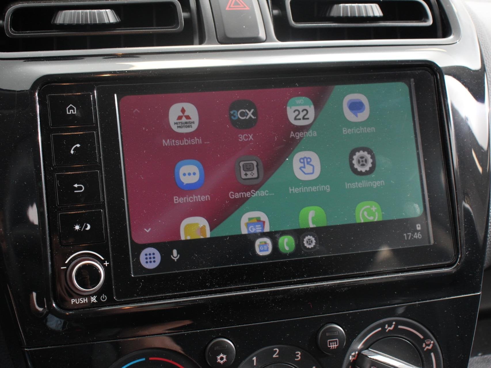 Mitsubishi Space Star 1.2 Connect+ Navigatie Apple Carplay/A, Voorwielaandrijving, Stof, Gebruikt, 850 kg