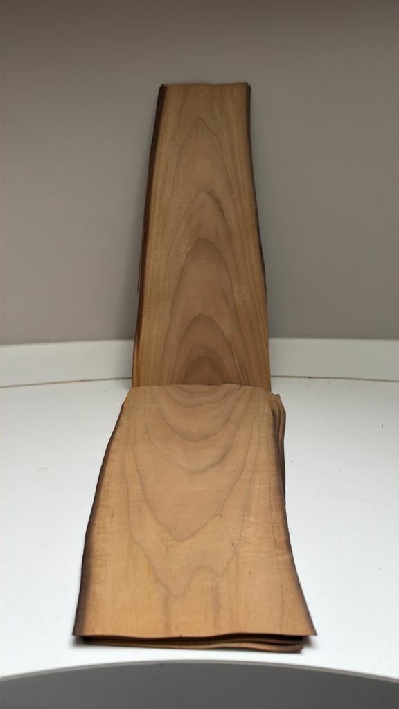 Italiaans noten fineer 59x15cm, Ophalen of Verzenden, Nieuw, Kunst en Creatief