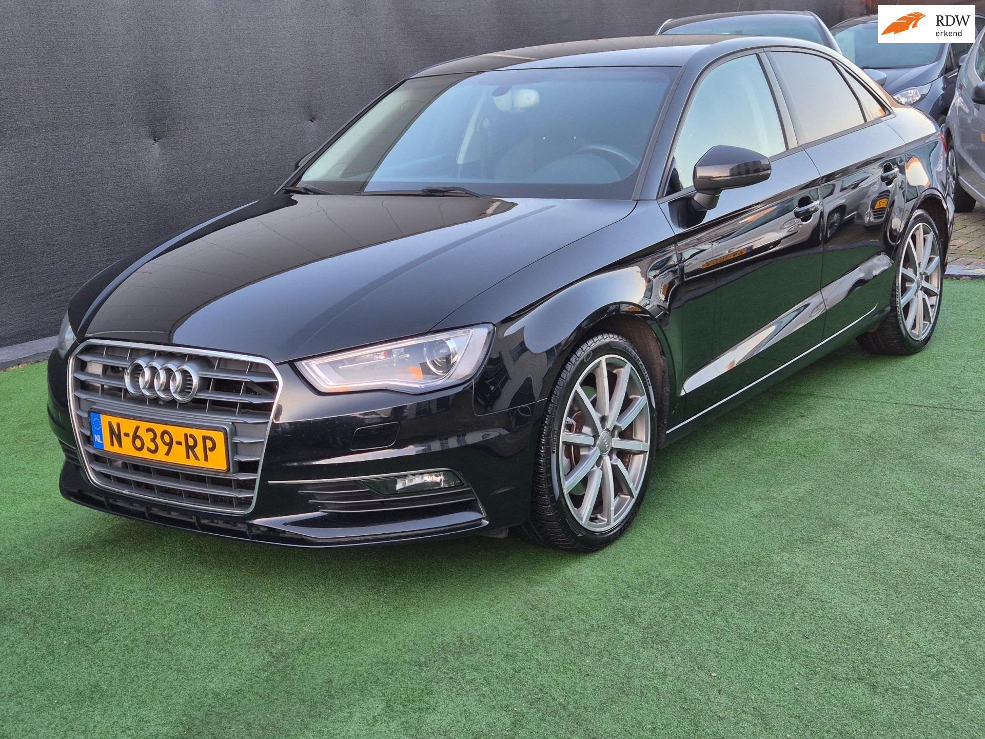Audi A3 Limousine 1.8 TFSI Ambition Pro Line S B&O !, Voorwielaandrijving, Gebruikt, Euro 6, 4 cilinders