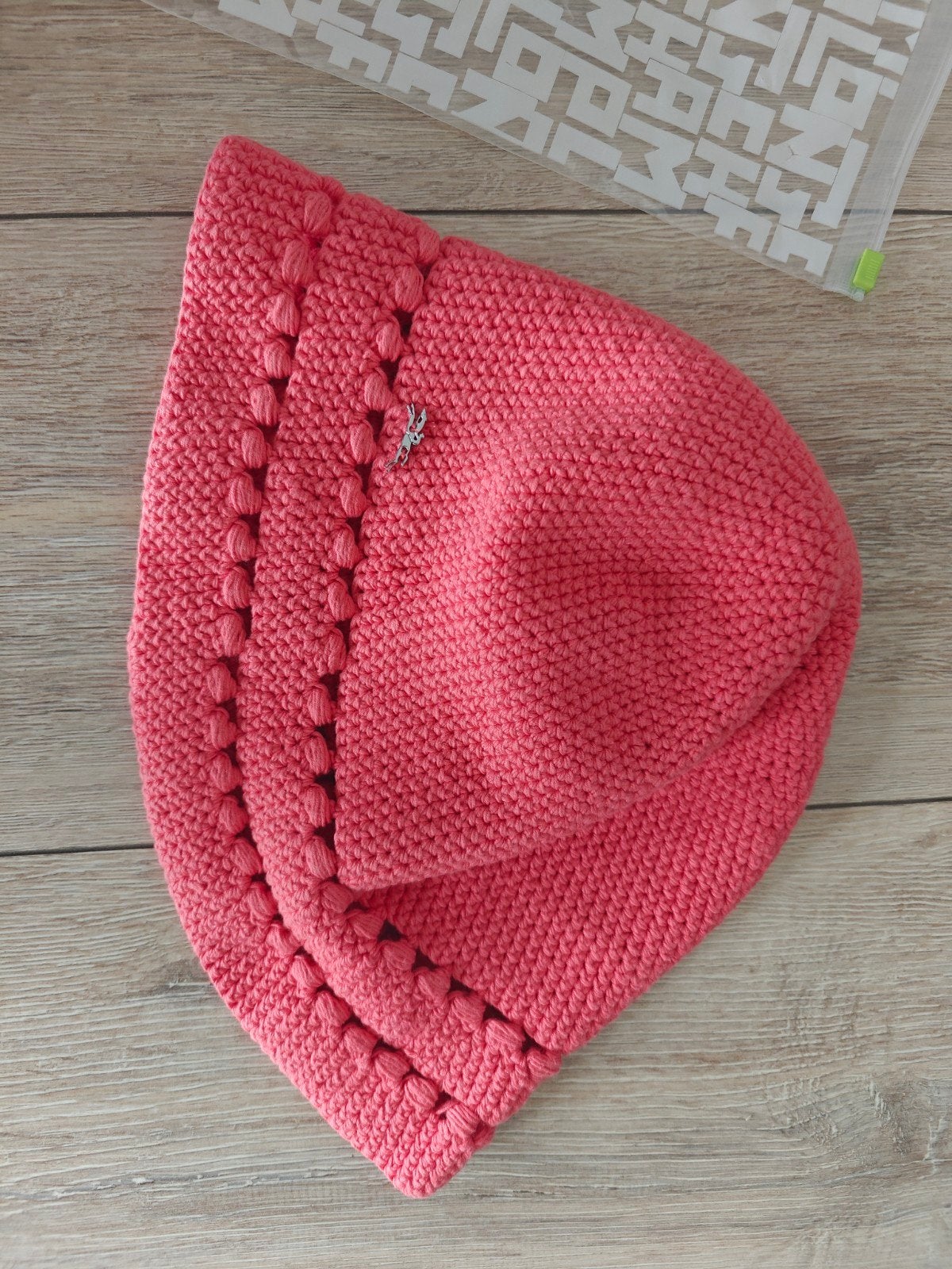 Longchamp roze gehaakte muts, Ophalen of Verzenden, Nieuw