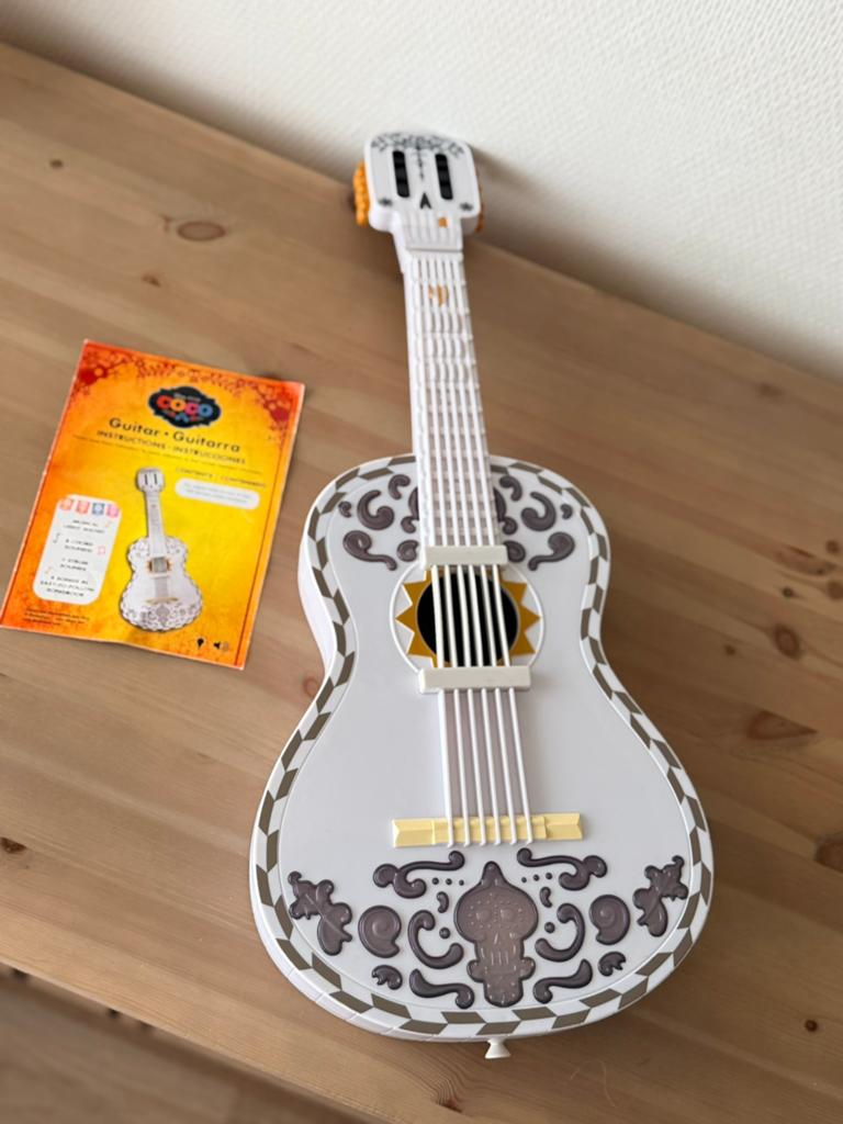Coco gitaar disney pixar 2017, Ophalen, Zo goed als nieuw, Jongen of Meisje