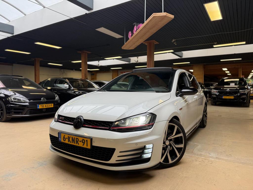 Volkswagen Golf 2.0 TSI GTI Performance Pano Airco Cruise Co, Gebruikt, 4 cilinders, 1984 cc, Alcantara