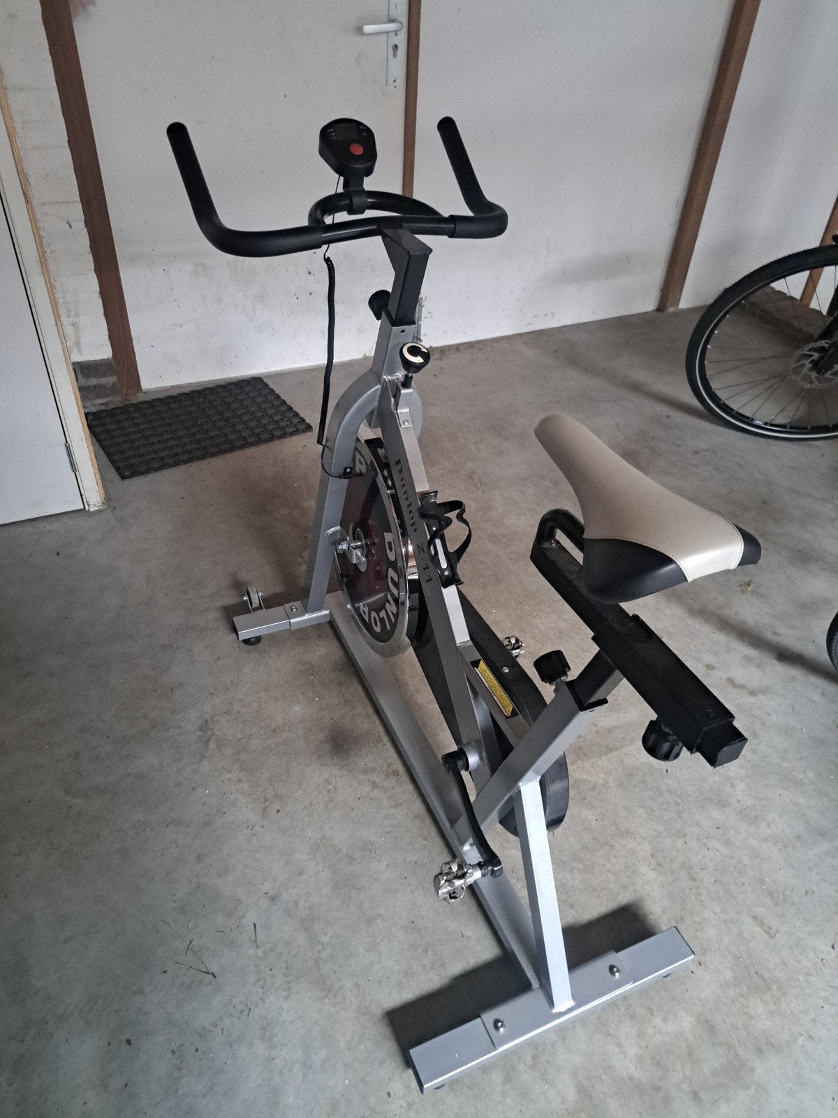 Dunlop Z.11 Spinningfiets - Zo goed als nieuw, Sport en Fitness, Ophalen, Spinningfiets, Zo goed als nieuw, Metaal