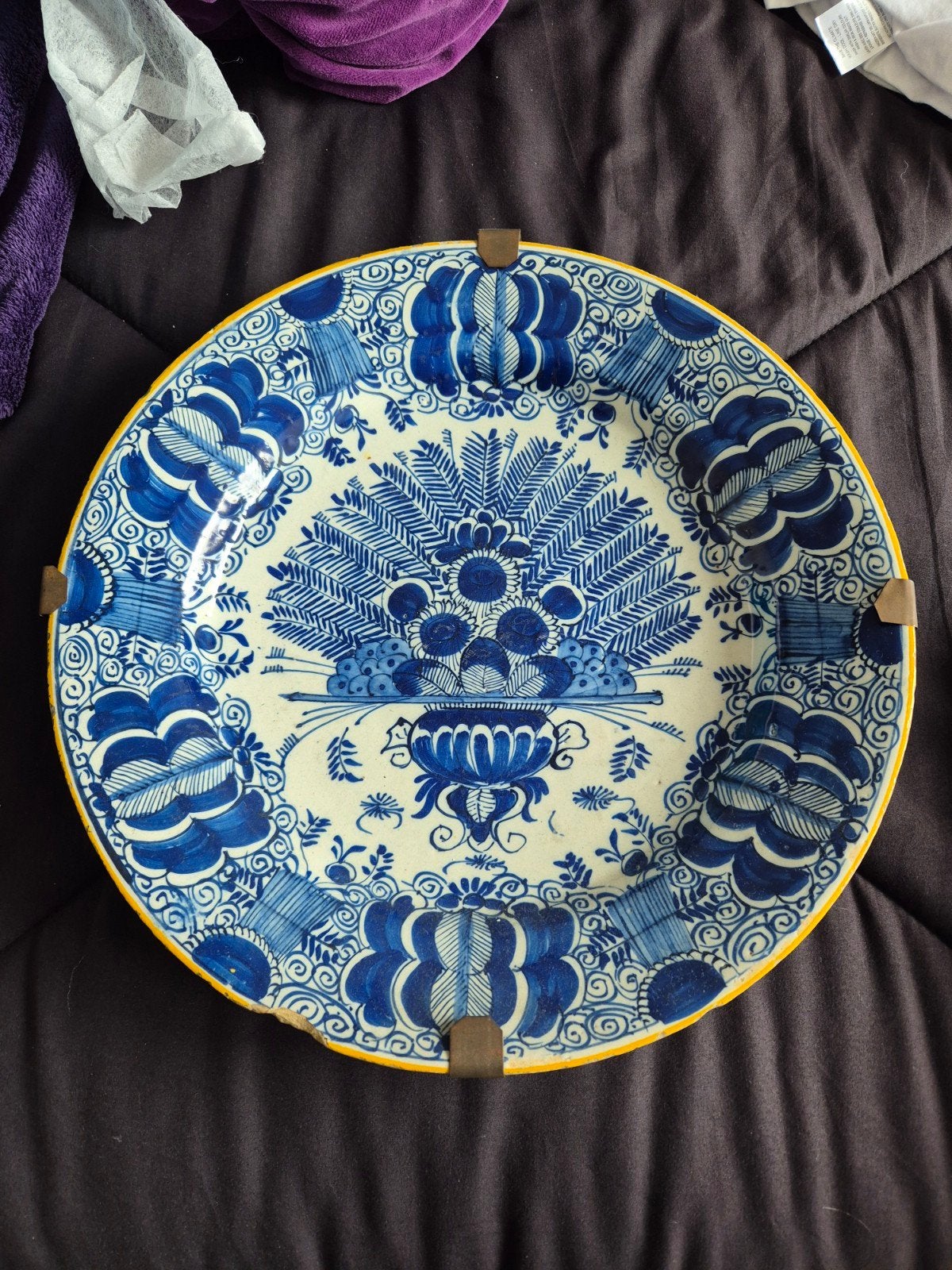 18e-eeuws Pauwenbord De Porceleyne Claeuw - 34.5cm, Antiek en Kunst, Ophalen of Verzenden