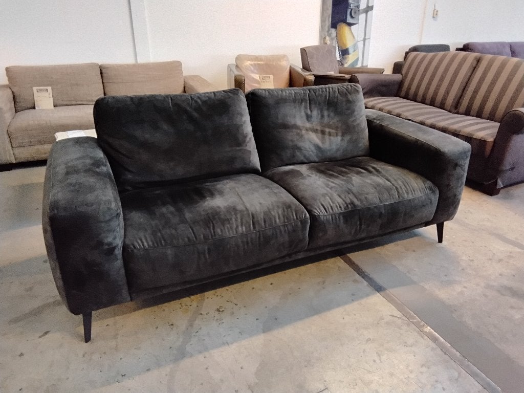 Bank zwart, 210cm voor 175=. Second Life Wolveg