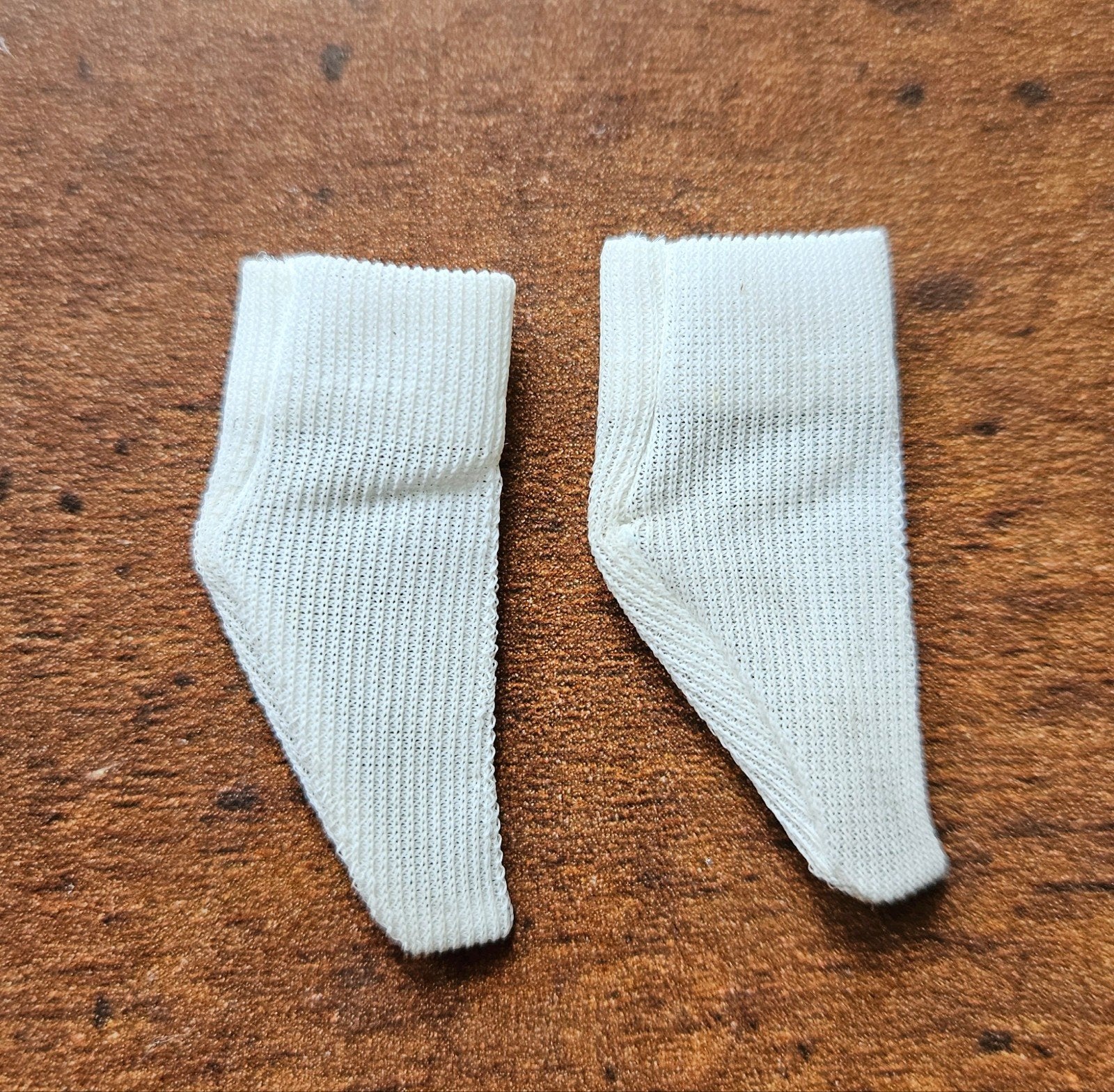 Vintage (Barbie) Skipper sokken nylon wit 60's, Verzamelen, Poppen, Ophalen of Verzenden, Kleertjes