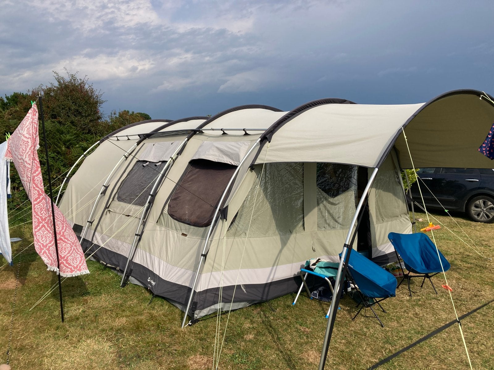 Ruime Outwell tent voor 6 personen - Ideaal voor gezinnen, Caravans en Kamperen, Tenten, Ophalen, Zo goed als nieuw, Tot en met 6
