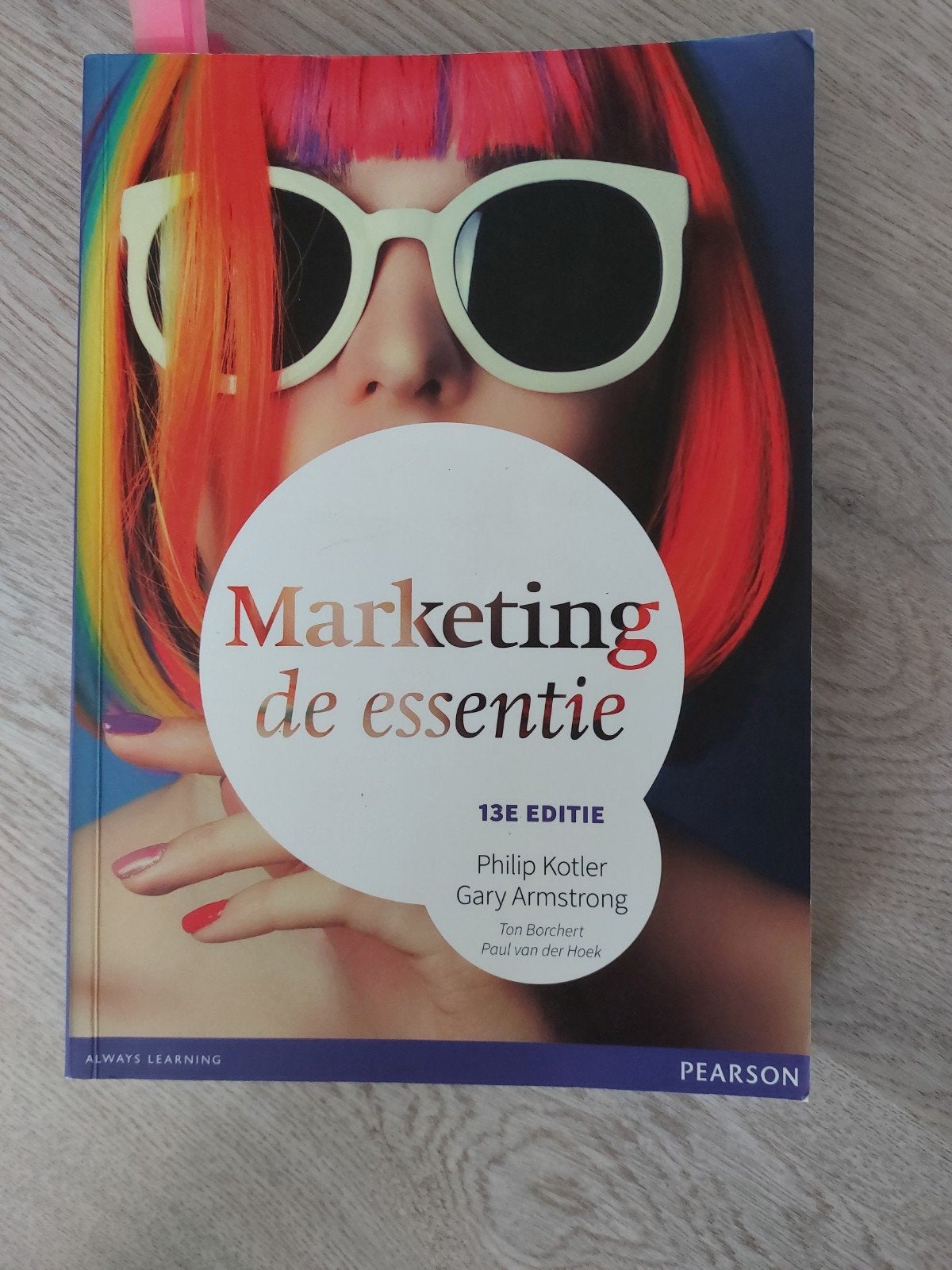 Marketing de essentie - 13e editie - Philip Kotler, Zo goed als nieuw, Gamma, Philip Kotler, Gary Armstrong, Ton Borchert, Paul van der Hoek
