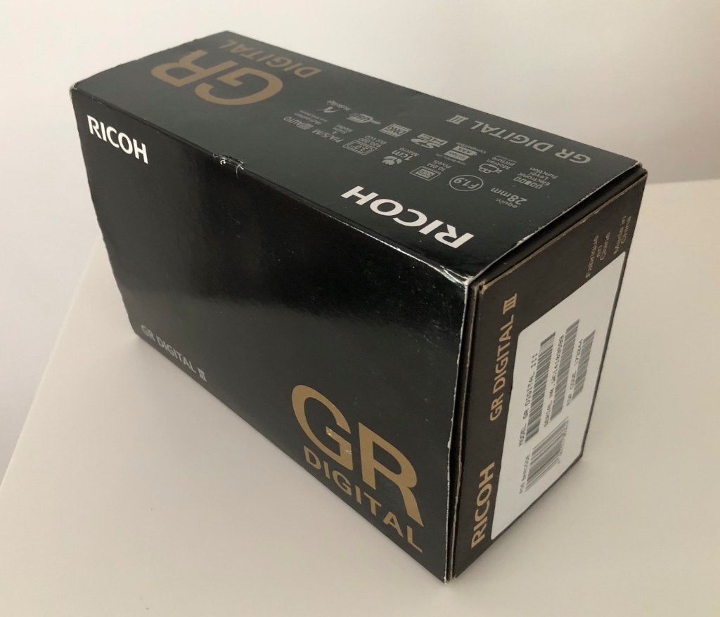 Ricoh GRIII - Defect voor onderdelen (met originele doos), Audio, Tv en Foto, Ophalen of Verzenden, Compactcamera, Niet werkend