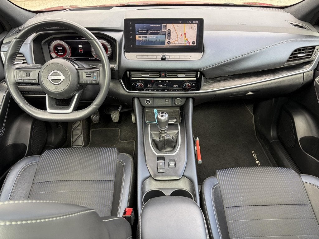 Nissan Qashqai 1.3 MHEV Tekna / Trekhaak / Panoramadak / HUD, Auto's, Nissan, Voorwielaandrijving, 1304 kg, Gebruikt, Euro 6
