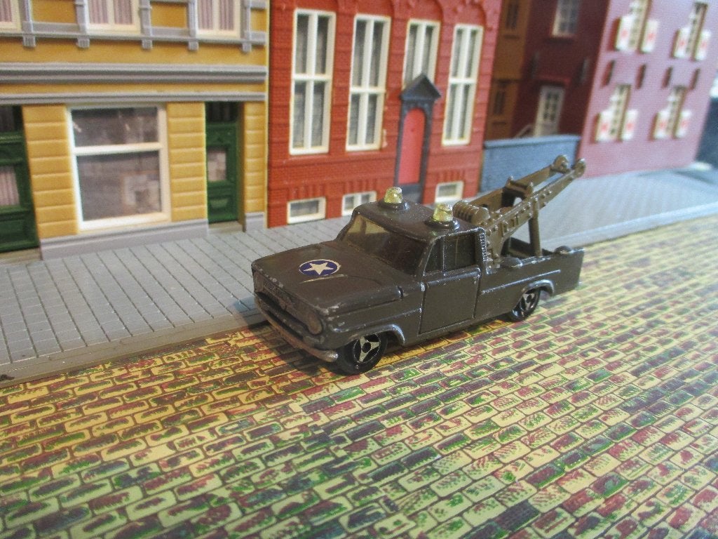 1:80 Dodge D20 - Majorette #225 Takelwagen US Army militair, Ophalen of Verzenden, Gebruikt, Auto