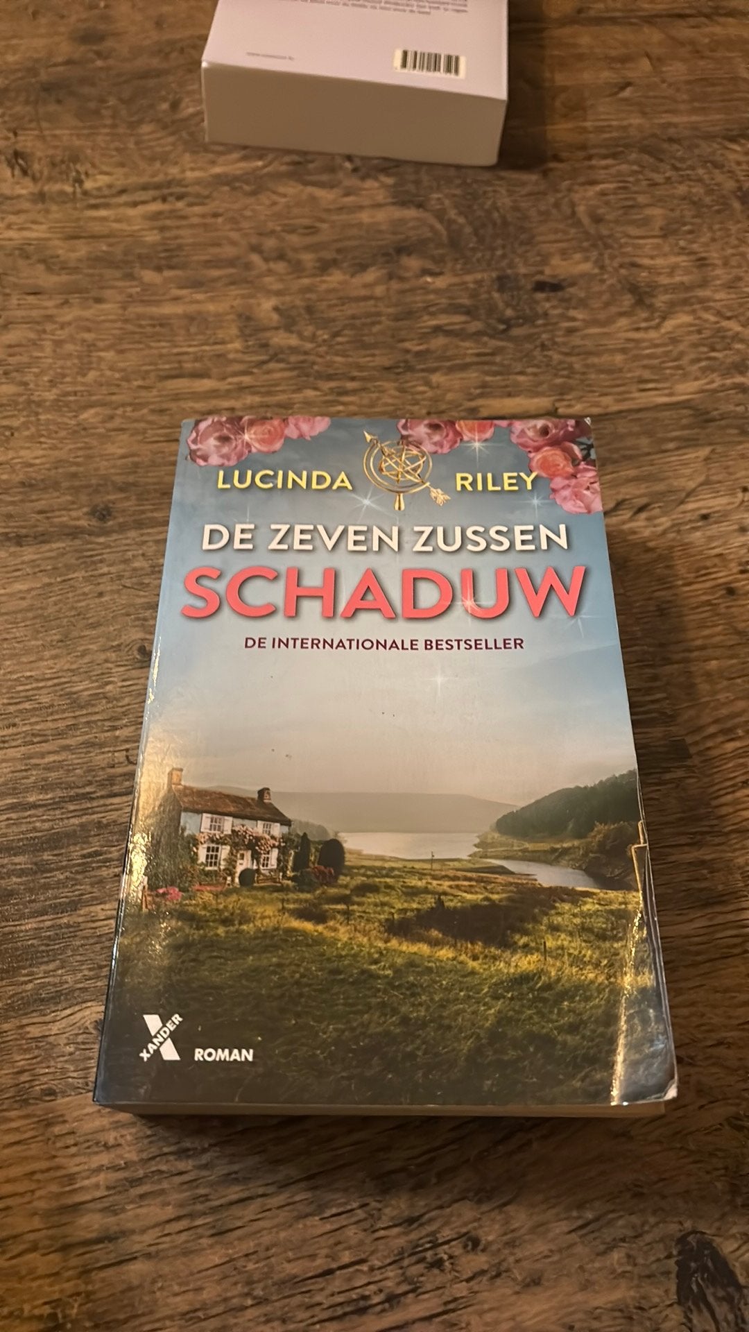 De zeven zussen schaduw Lucinda riley, Ophalen of Verzenden, Gelezen