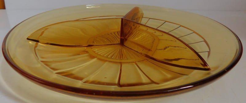 Persglazen drievak serveer schaal, Huis en Inrichting, Keuken | Servies, Gebruikt, Schaal of Schalen, Overige stijlen, Glas, Ophalen of Verzenden