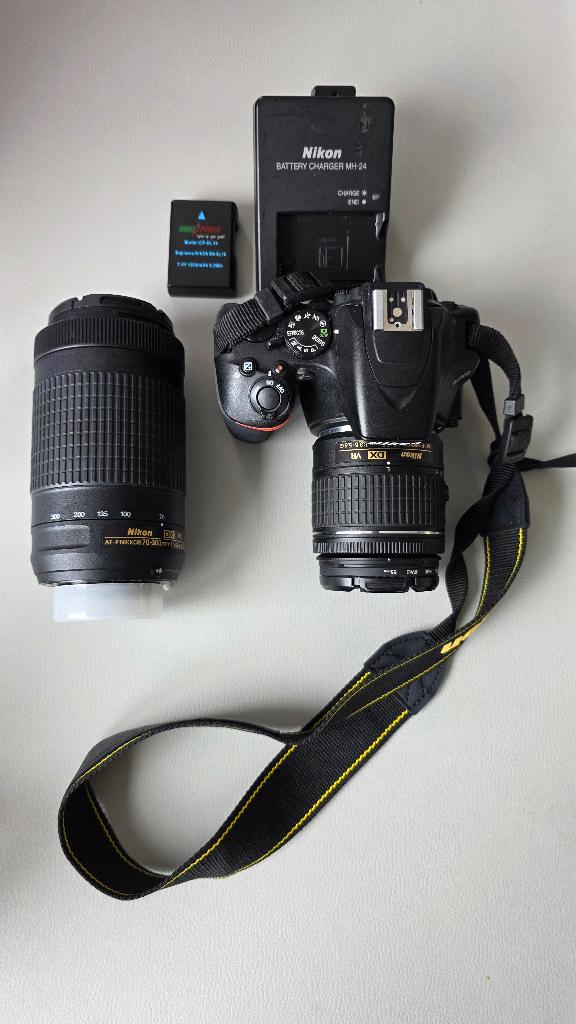 Nikon D3500 met twee lenzen en veel extra's, Gebruikt, Spiegelreflex, Ophalen of Verzenden, Nikon