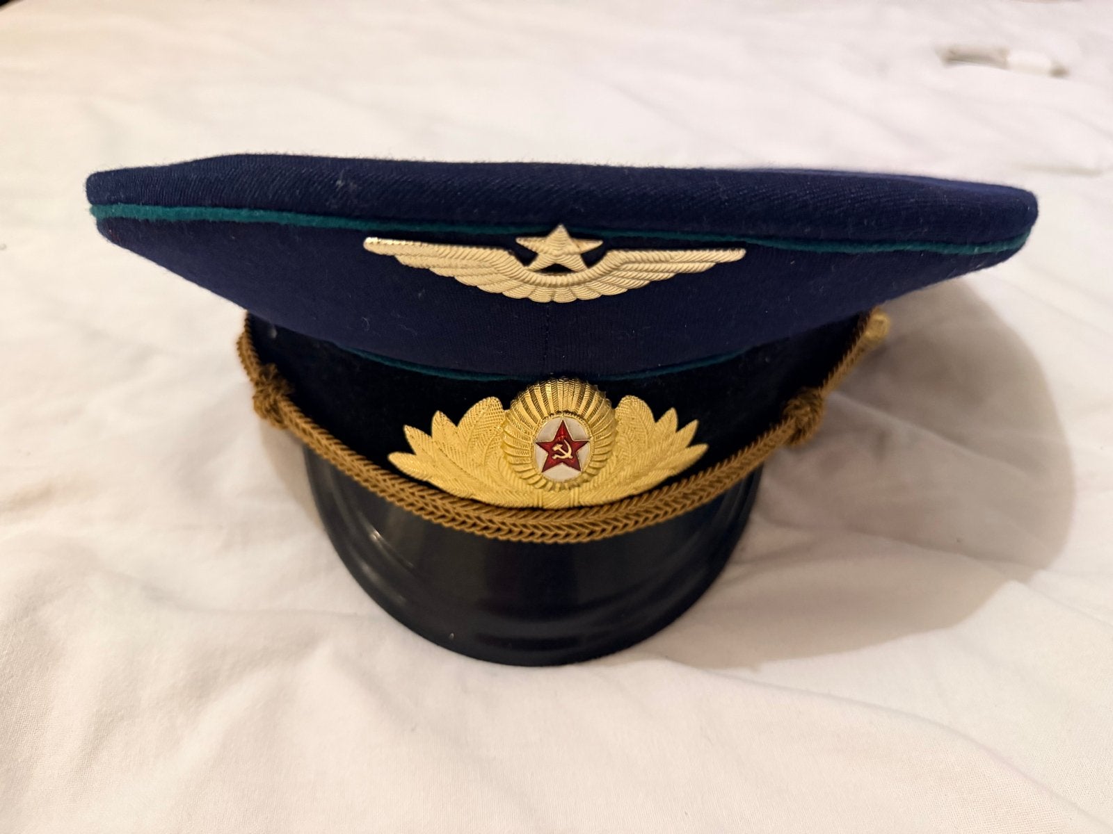 3 Originele Sovjet Militaire Officierspetten - Oost Berlijn, Ophalen of Verzenden, Overige soorten, Overige gebieden, Kleding of Schoenen