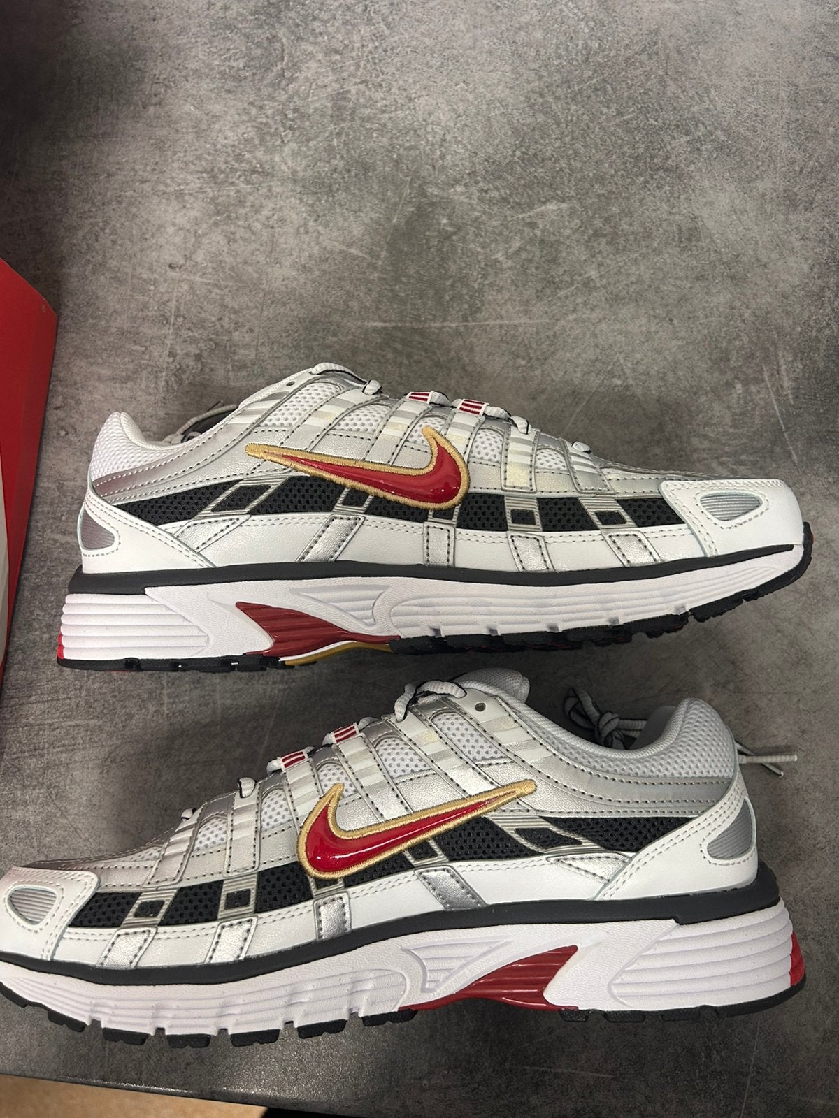 Nike sneaker, Overige kleuren, Sportschoenen, Nieuw, Ophalen of Verzenden