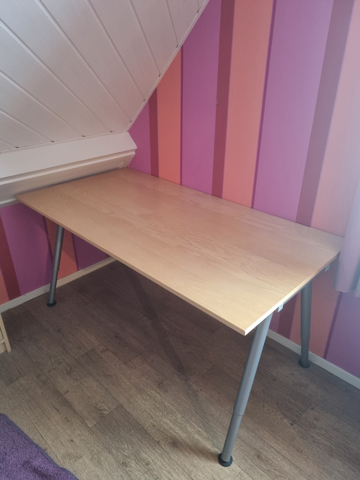 Verstelbaar bureau - ideaal voor thuiswerkplek of student, Huis en Inrichting, Ophalen, 90 cm, 160 cm, Gebruikt
