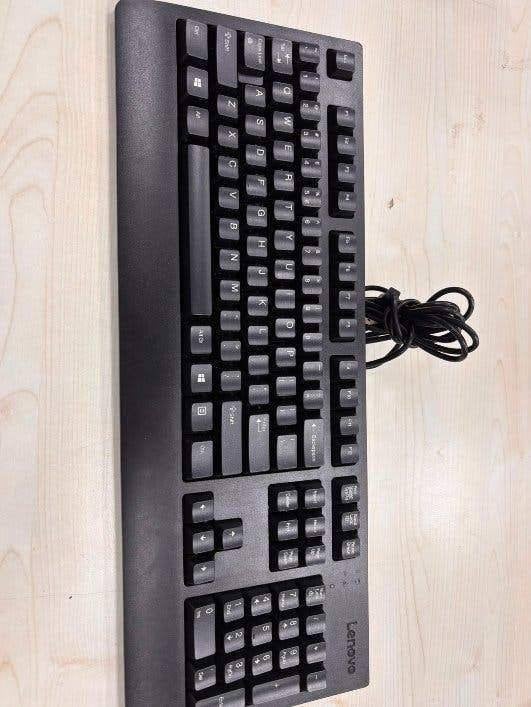 Lenovo Bekabeld USB Kantoortoetsenbord (Zwart), Ophalen of Verzenden, Nieuw