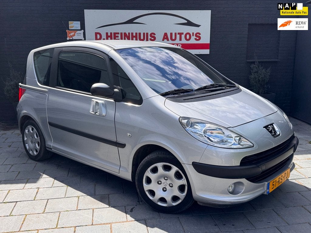 Peugeot 1007 1.4 Gentry AIRCO|RIJD GOED|APK NIEUW, Auto's, Peugeot, Voorwielaandrijving, 4 cilinders, Elektrische ramen, 4 stoelen