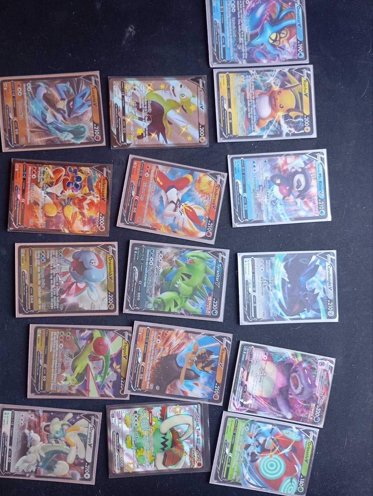 Pokémon V en VMAX kaarten - Diverse sele alles in een keer, Verzamelen, Speelgoed, Ophalen, Zo goed als nieuw